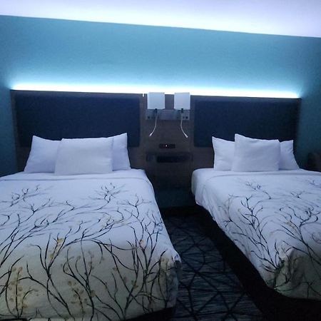 Hotel Baymont By Wyndham South Bend Near Notre Dame Extérieur photo