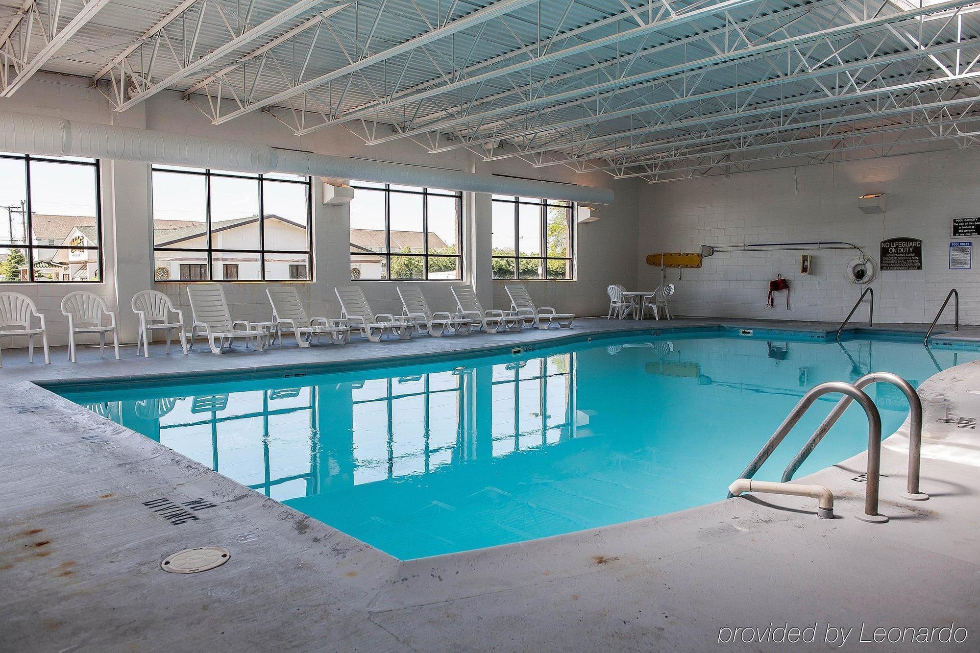 Hotel Baymont By Wyndham South Bend Near Notre Dame Extérieur photo